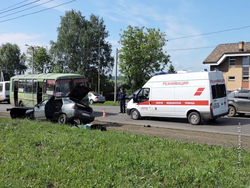 ГИБДД: в аварии в Лосево пострадали 9 человек