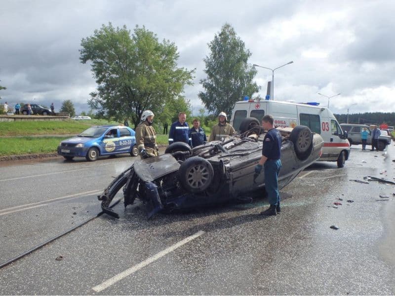 В Чепецке в ДТП пострадали 3 человека
