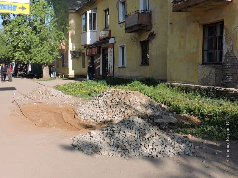 Рейд по улицам Кирова: кто виноват в некачественной уборке?
