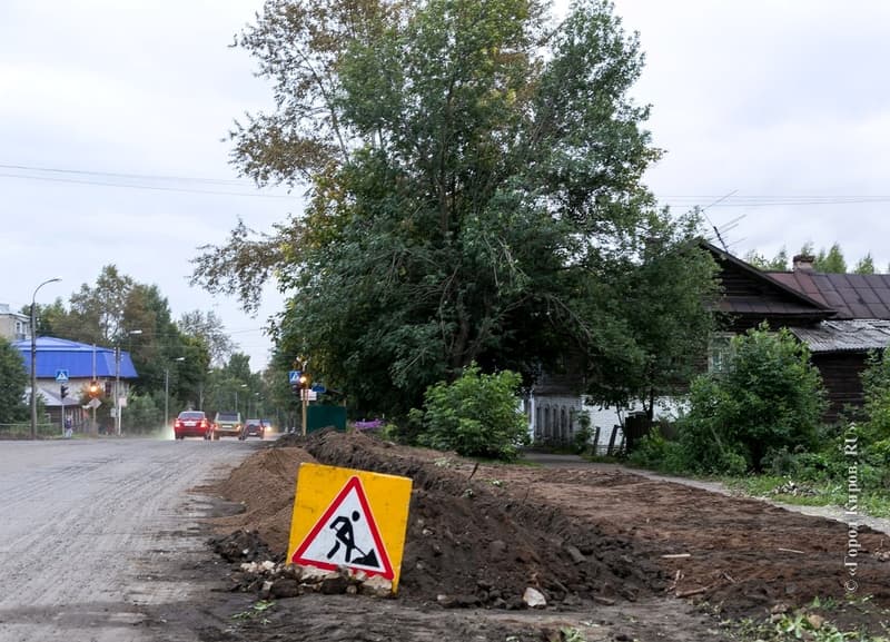 Никита Белых выделил деньги на ремонт дороги в Котельниче