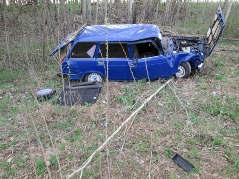 ДТП в Пижанском районе: «четверка» столкнулась с грузовиком и улетела в кювет