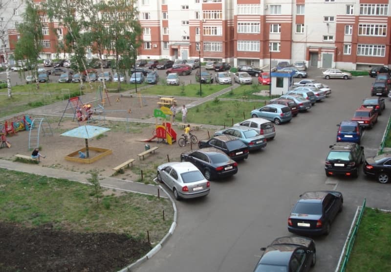Союз строителей: нам нужна не стоянка с домом, а дом