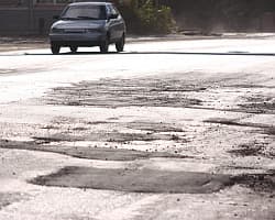 Улицу Романа Ердякова закатали в асфальт