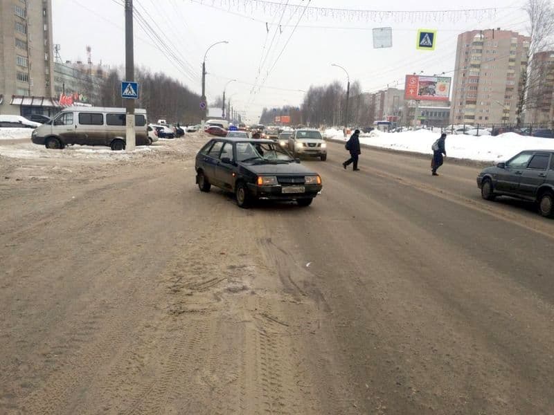 На Московской автоледи за рулем «девятки» зацепила пешехода