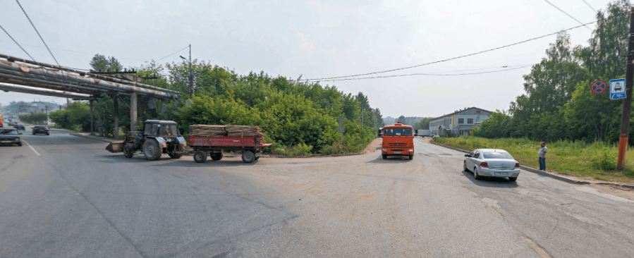 На Луганской в Кирове поставили новый светофор