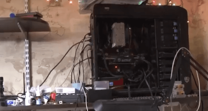 Недоливщики бензина заработали более 10 млн рублей с помощью компьютерного вируса