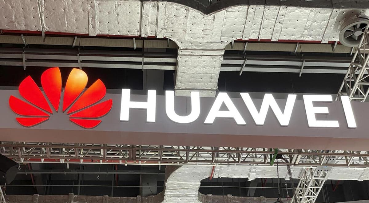 Huawei совместно с JAC разработают электромобиль — конкурента для BMW 7 серии