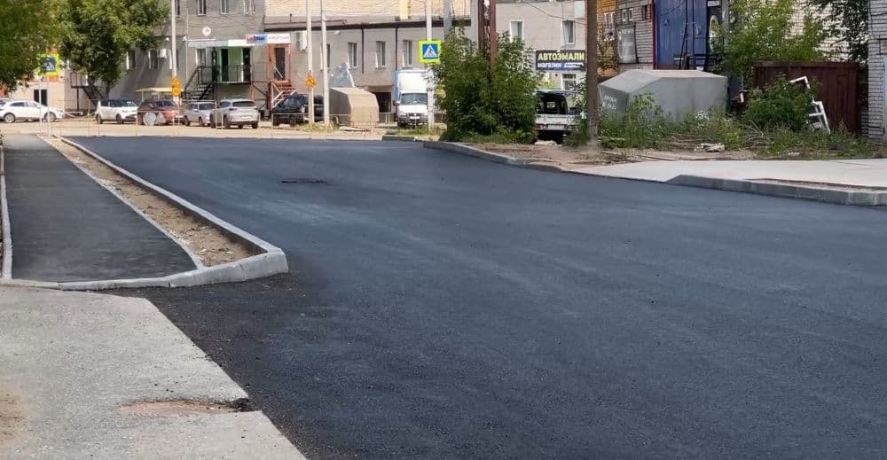 На улице Романа Ердякова восстановили движение после ремонта коллектора