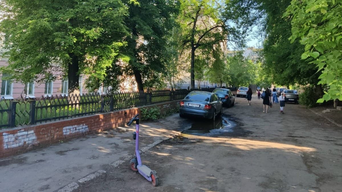 В Кирове запустили «горячую линию» по брошенным электросамокатам