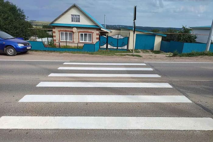 На трассах Кировской области появится новая разметка со световозвращателями