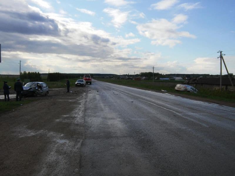 В Малмыжском районе по вине пьяного водителя погиб человек
