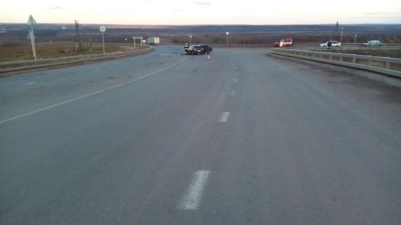 В Вятскополянском районе «девяносто девятая» врезалась в ВАЗ-21124