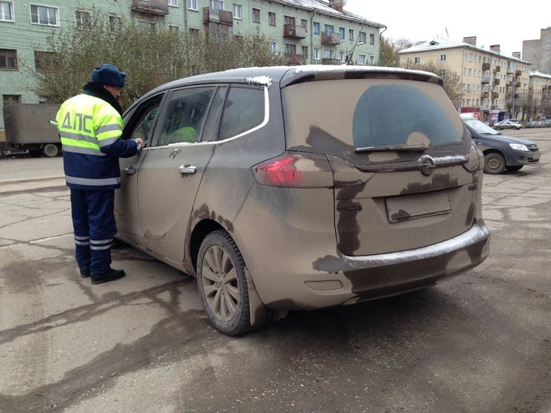 Сотрудники ГИБДД проведут рейд по грязным номерам 