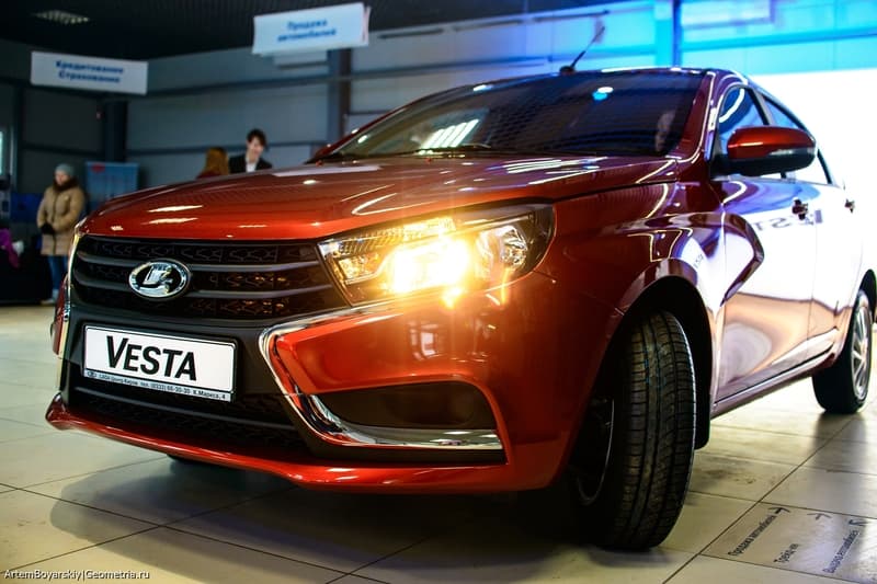 В Кирове стартовали продажи нового автомобиля LADA Vesta в LADA Центр Киров