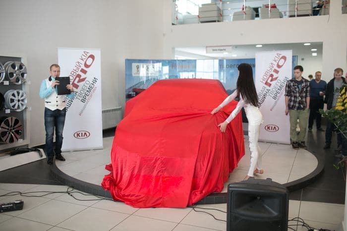 В KIA Автомотор прошла презентация обновленного автомобиля KIA RIO