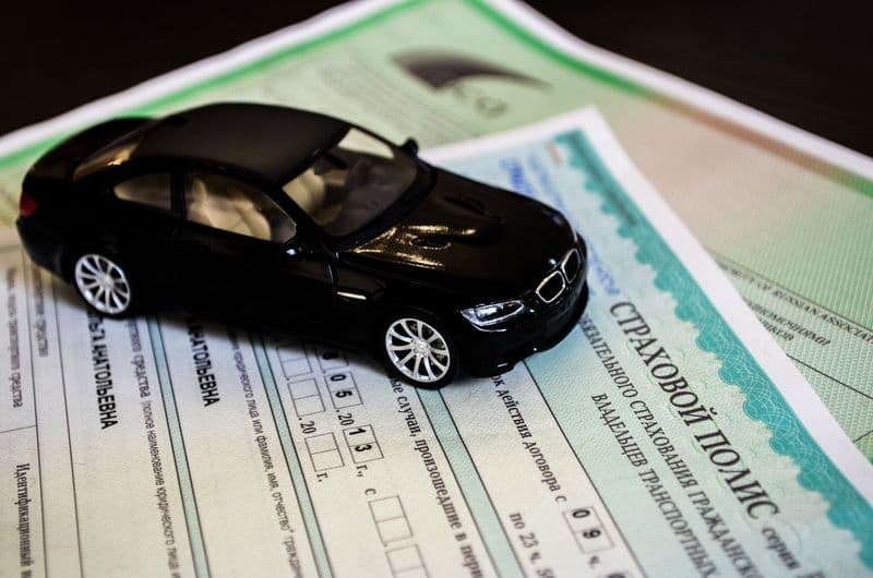 Очередной сотрудник «Росгосстраха» заплатит штраф за навязывание допуслуг