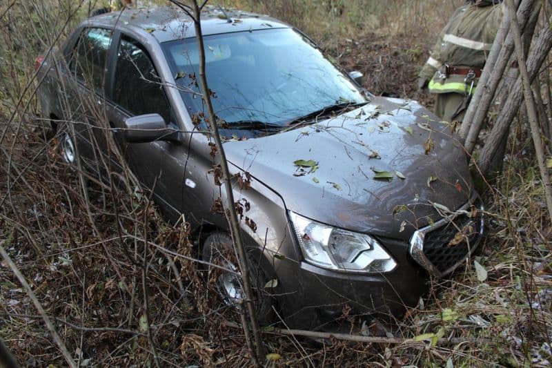 В Орловском районе «Datsun» вылетел в кювет