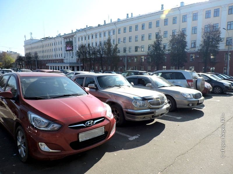 Губернатор против: транспортный налог для кировчан не уменьшат