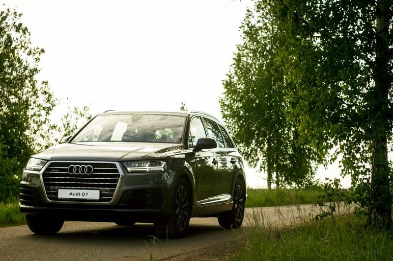 Тест-драйв Audi Q7: 9 лет ждали
