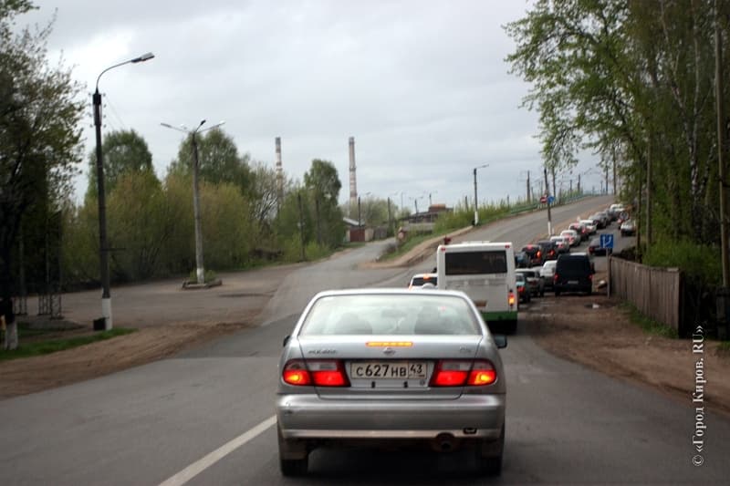 Горбатый переезд закрыт на ремонт. Движение транспорта остановлено