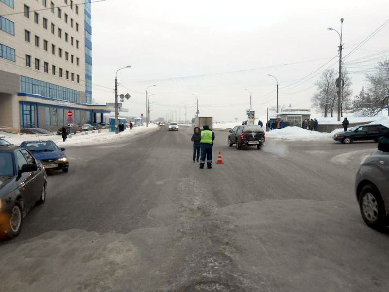 На Профсоюзной неизвестный сбил женщину на пешеходном переходе