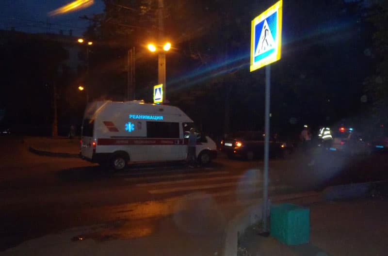 Вечером на Октябрьском проспекте сбили женщину