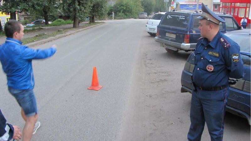 На Чернышевского 4-летний ребенок попал под машину
