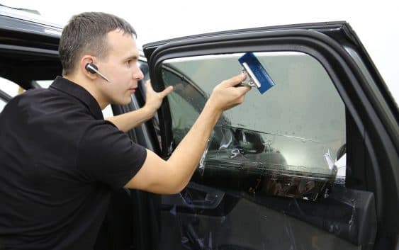 Летом в салоне жарко? А тонировать стекла вы не пробовали? 