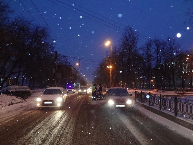 На Октябрьском водитель «Хонды» сбил несовершеннолетнюю девушку