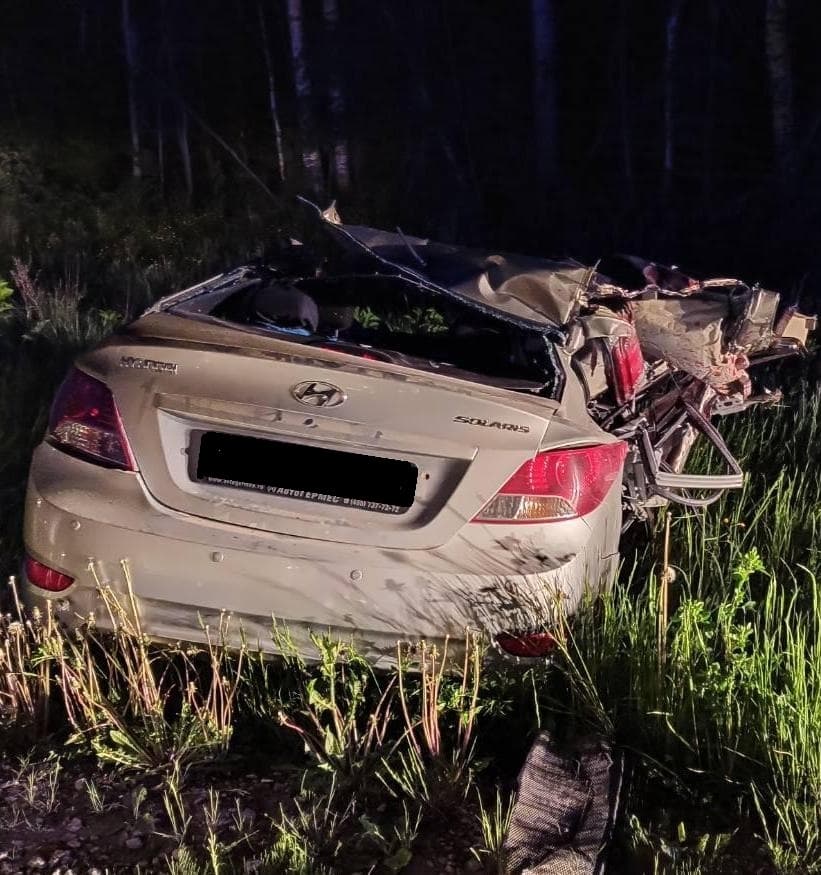 В Кировской области в аварии с грузовиком погибли 4 человека