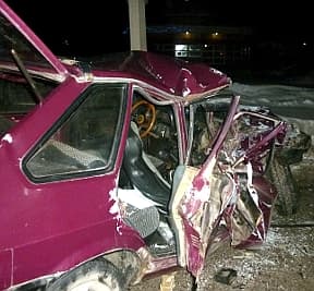 «Девятка» залетела под МАЗ, водитель Лады скрылся