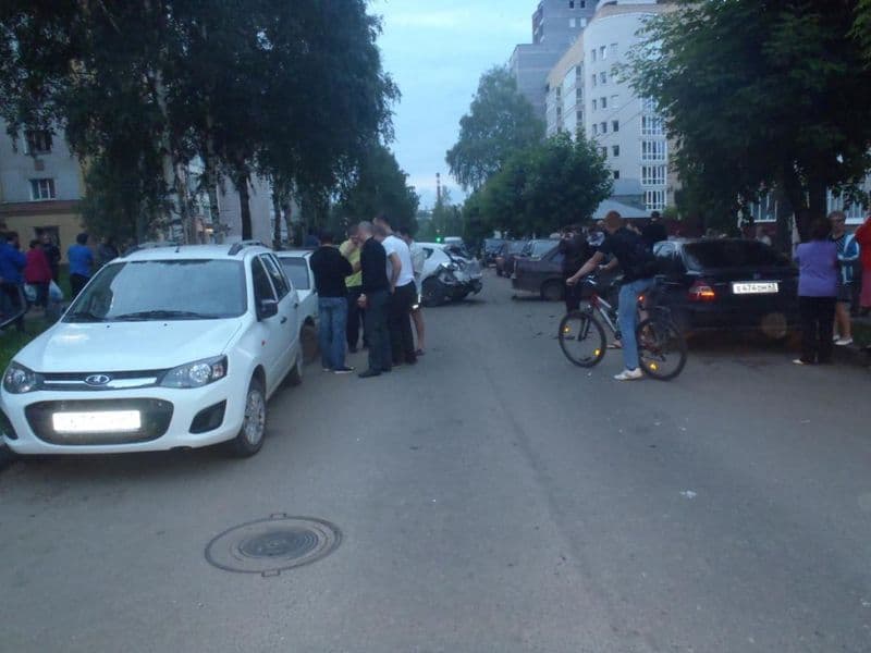 ДТП на Володарского c 6 машинами. Как это было