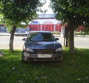 Парковка по правилам - почти нереально, незаконно - дорого