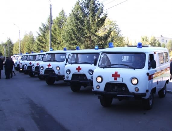 Депздрав закупает 31 карету скорой помощи