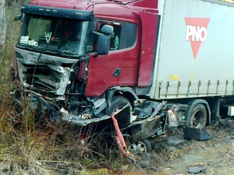 Кировчанин разбился на трассе в Коми