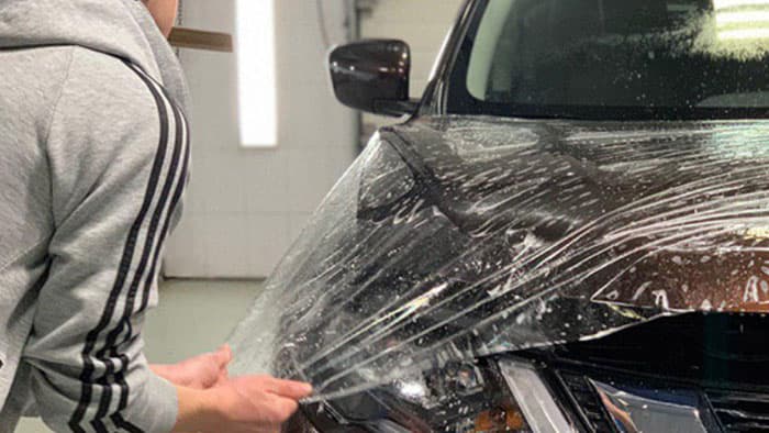 Пленка на капот: зачем она нужна?