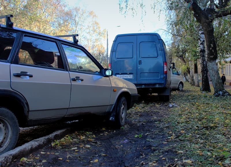 Акция «Газон под колесами» в этом году прошла неудачно