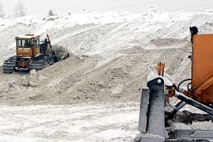 Уборка улиц. Город активно очищают от снега