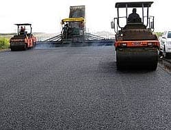 Ремонт дорог по-новому: в 2011 году в Кирове под колесами появится щебеночно- мастичный асфальтобетон