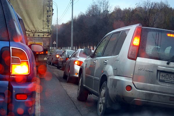 Штраф за езду по обочинам увеличат в четыре раза