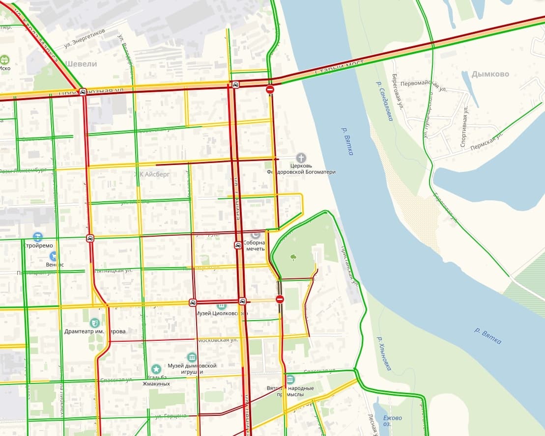 По два часа в пробке: как долго кировчанам терпеть транспортный коллапс на Ленина?
