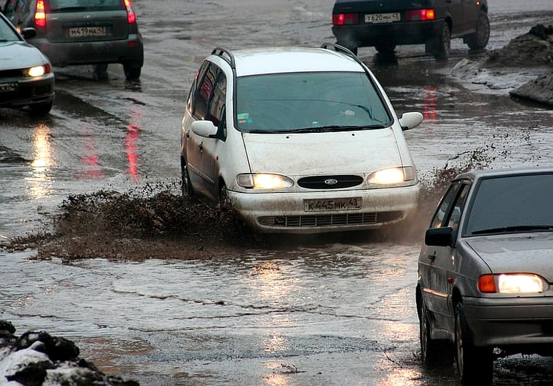 На ремонт ливневой канализации отвели 3 года