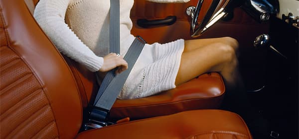 ВЦИОМ определил, кто чаще всего пользуется ремнями безопасности