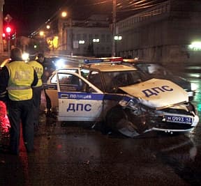 Наряд ДПС попал в аварию