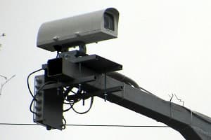 Путепровод на Мельничной: видеокамеры или предупреждающие знаки?