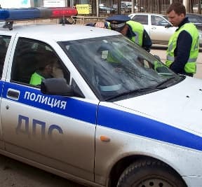 Тренд сезона: ДПС задерживает пьяных полицейских