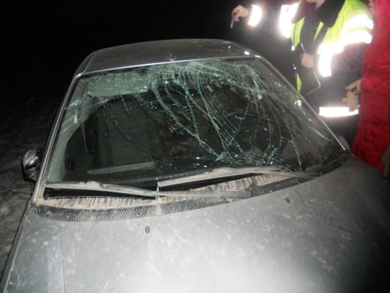 В Кирове по вине пьяного водителя перевернулся Форд