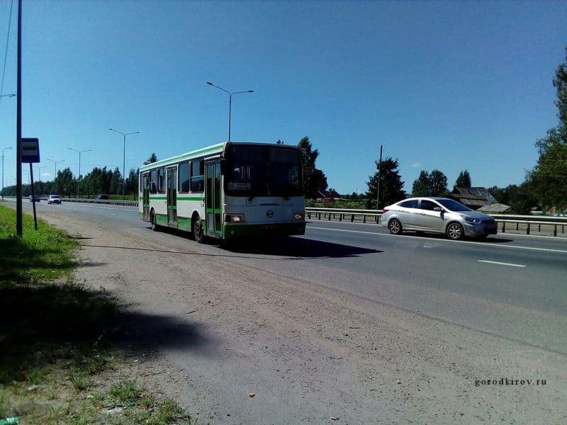 Кировские автоинспекторы проводят контроль соблюдения режима труда и отдыха водителей и автобусов