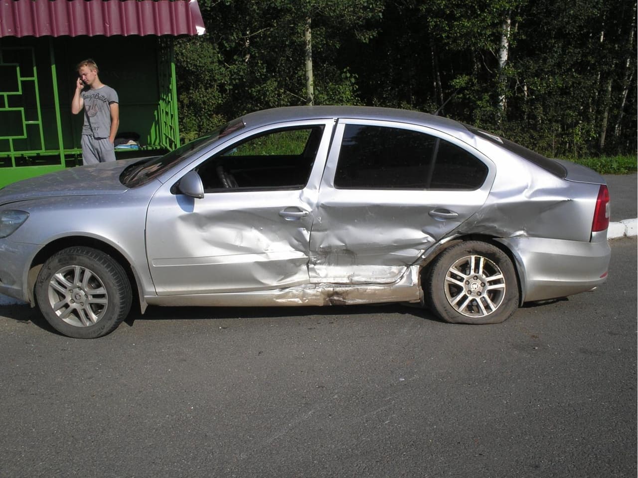 Пенсионер спровоцировал ДТП и был госпитализирован