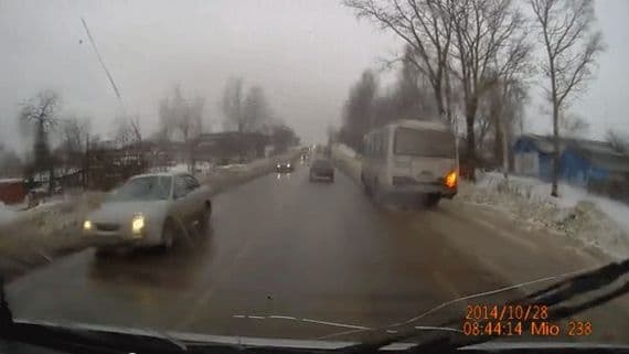 В Кирово-Чепецком районе на ходу загорелся «пазик» с пассажирами